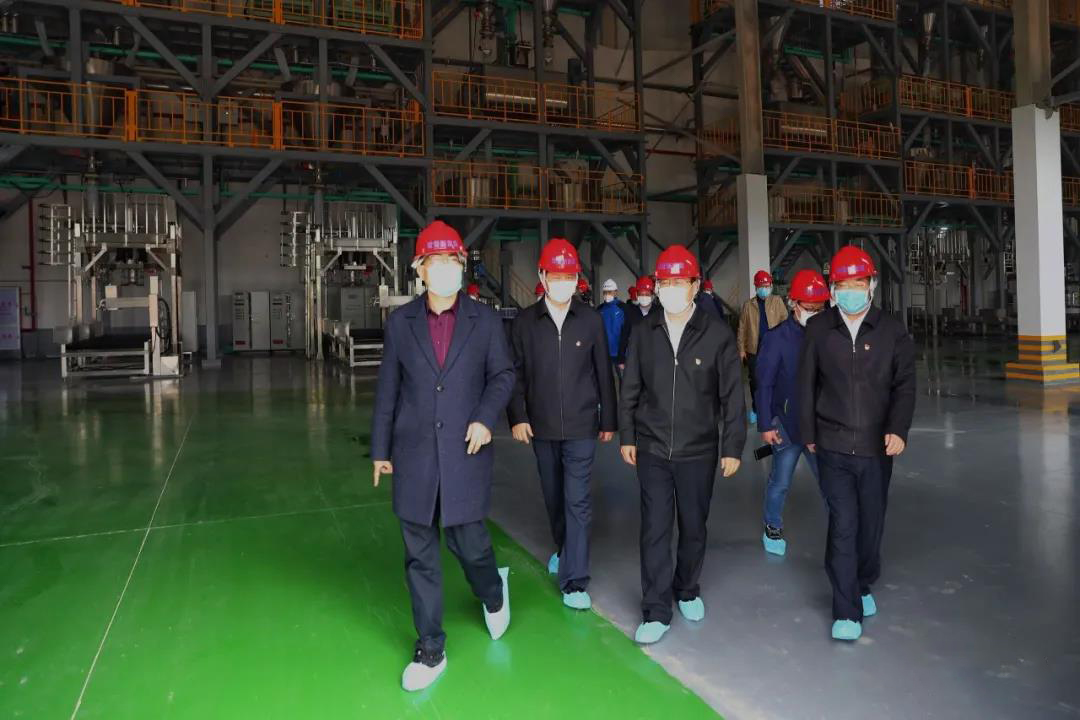 龍巖新任市委書(shū)記李建成一行蒞臨常青新能源調研復工復產(chǎn)和疫情防控工作